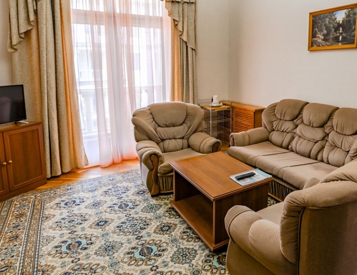 Люкс 2-местный 2-комнатный люкс - Санаторий «ЦВС» Кисловодск